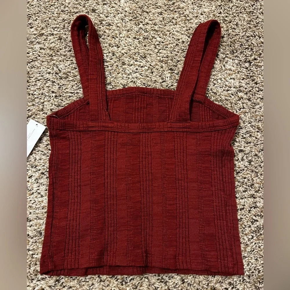 American Eagle Crop Top - Picture 3 of 3